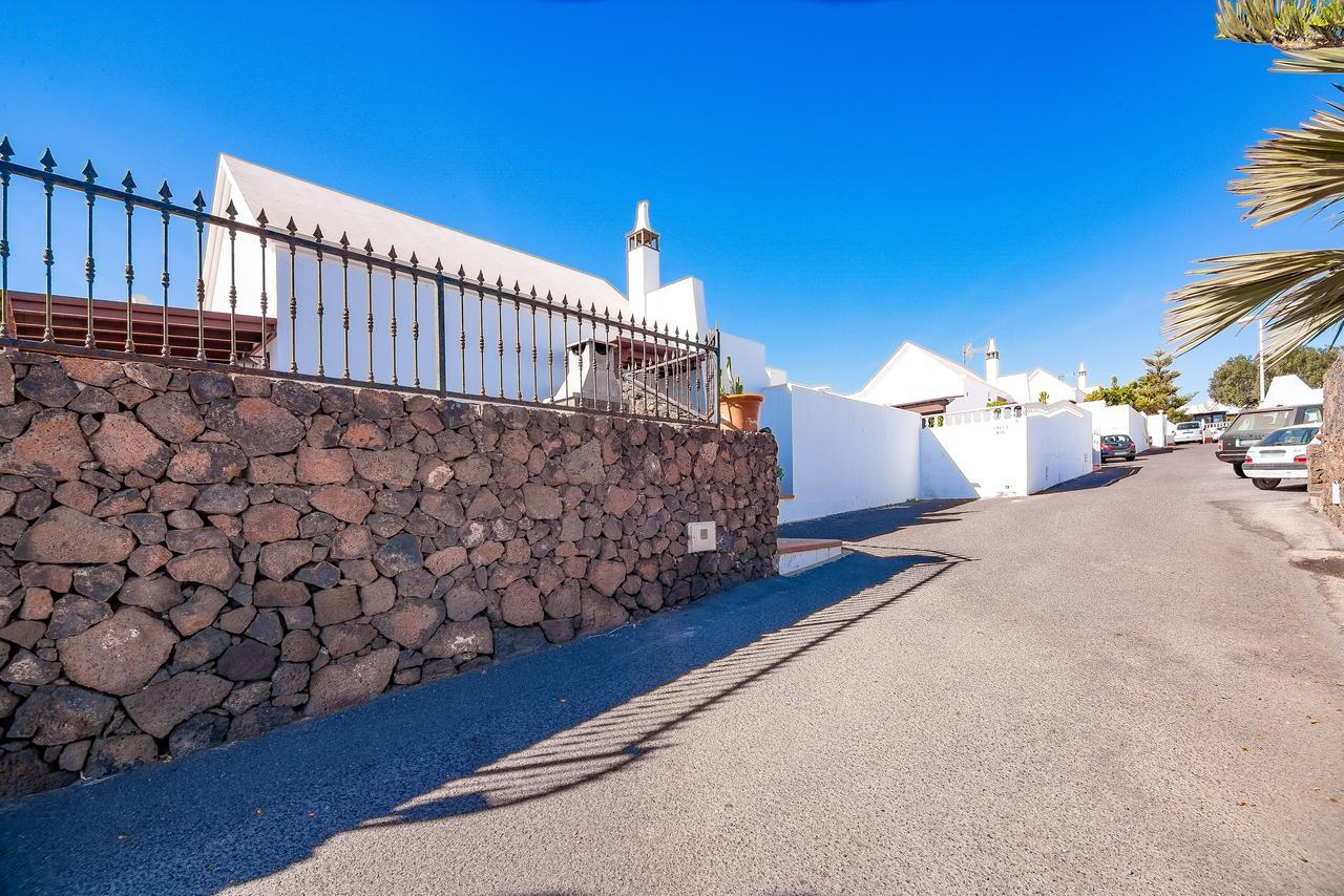 Villa Tias Exterior photo